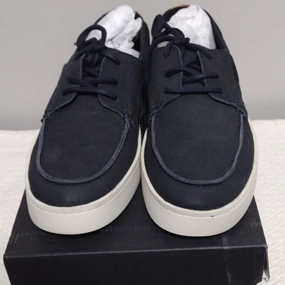 Banana Republic navy nubuck
